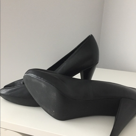 New - Picture 3 of 4